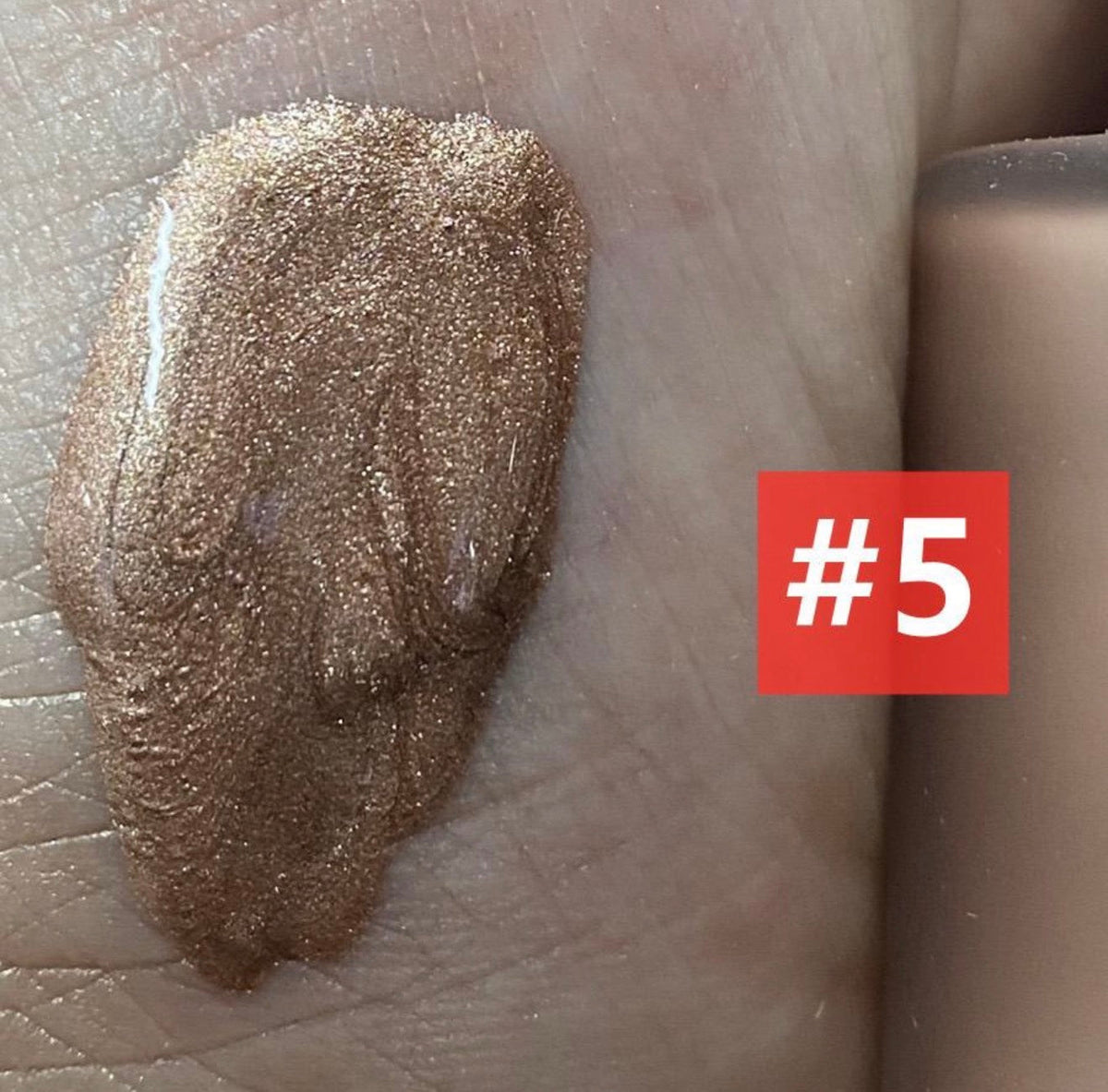 Liquid Bronzer Drops for a Dewy Glow